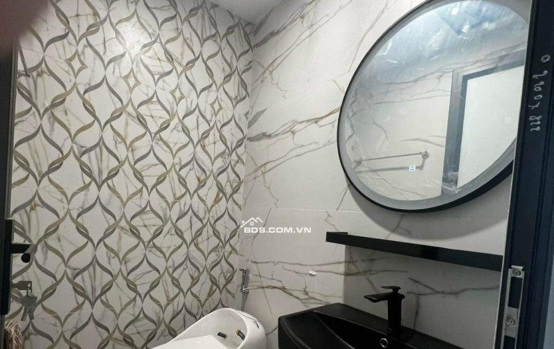 Tôi cho thuê Nhà căn góc, mới,vỉa hè, 116m2- 4T, Trần Nhân Tông_46 Tr